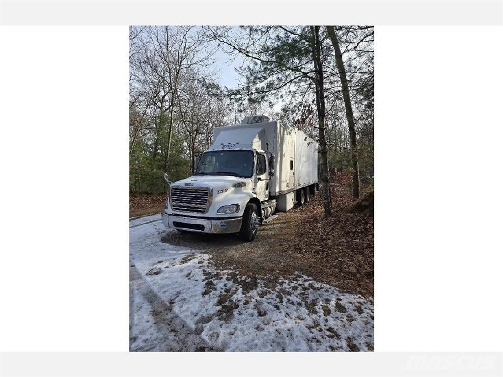 Freightliner M2-112 Umpikorikuorma-autot