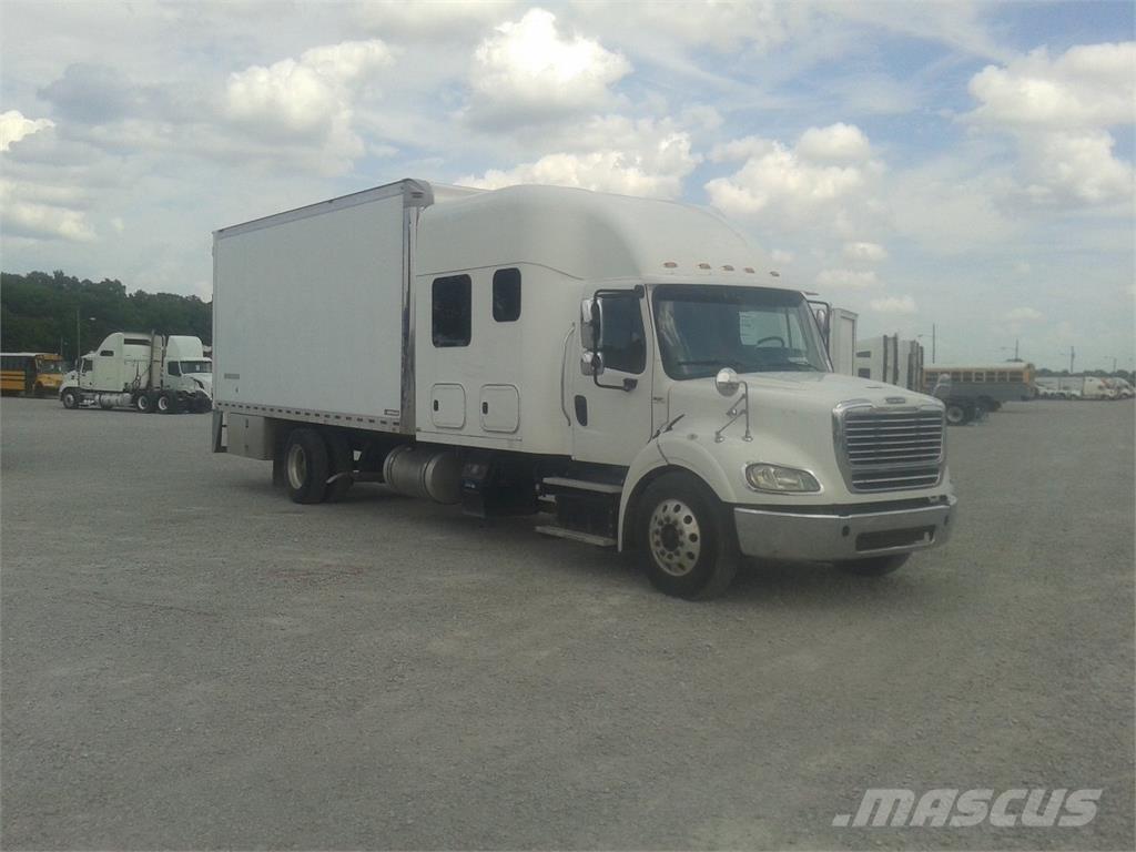 Freightliner M2-112 Umpikorikuorma-autot