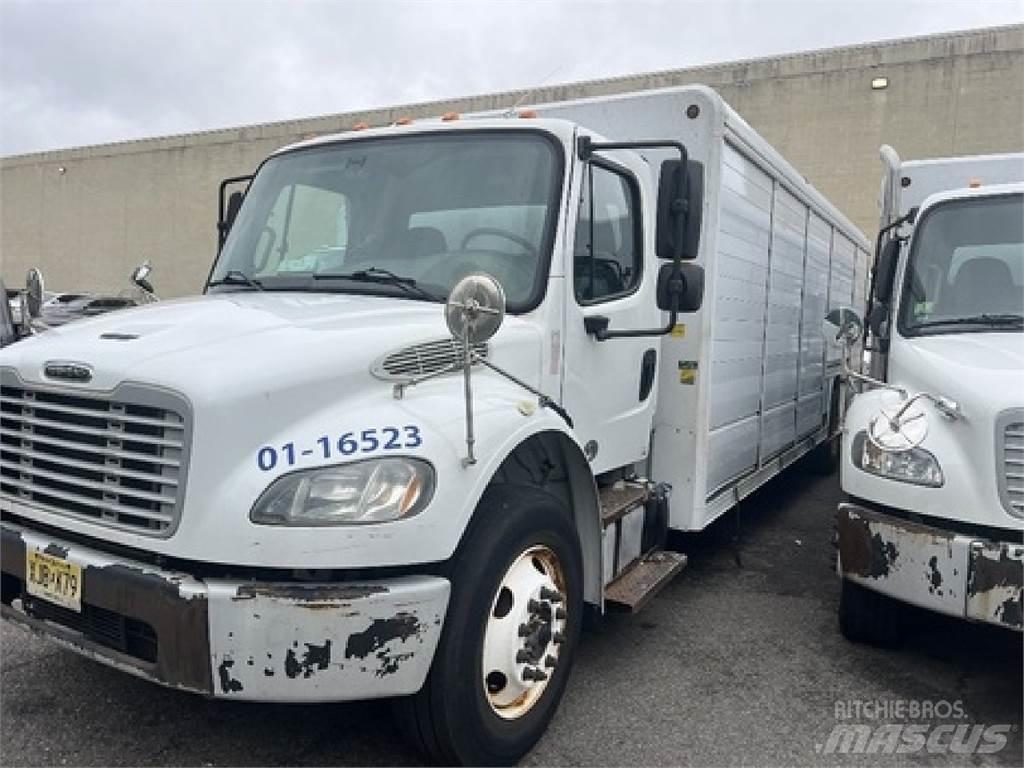 Freightliner M2106 Juomien jakeluautot