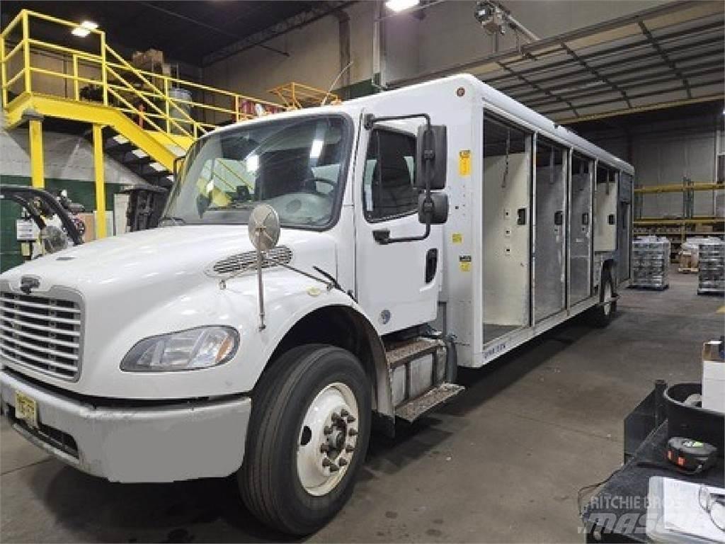 Freightliner M2106 Juomien jakeluautot