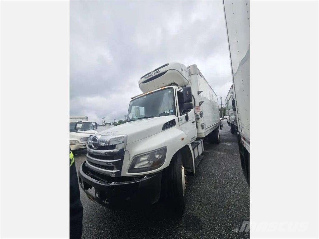 Hino 268 Kylmä-/Lämpökori kuorma-autot