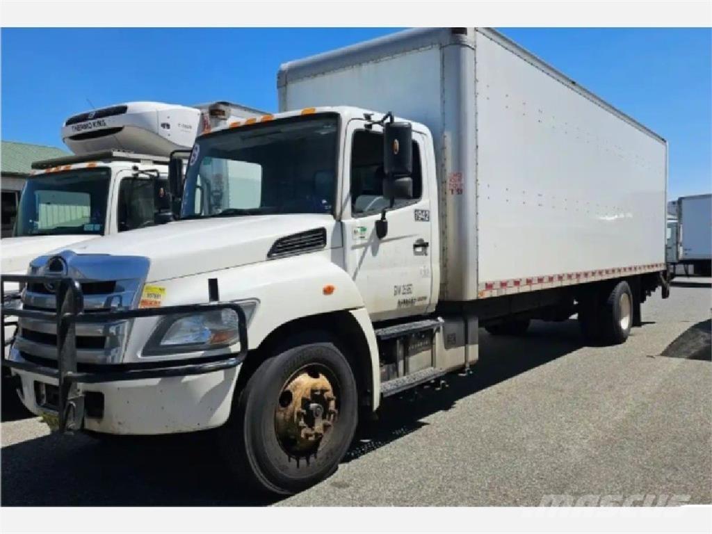 Hino 268 Umpikorikuorma-autot
