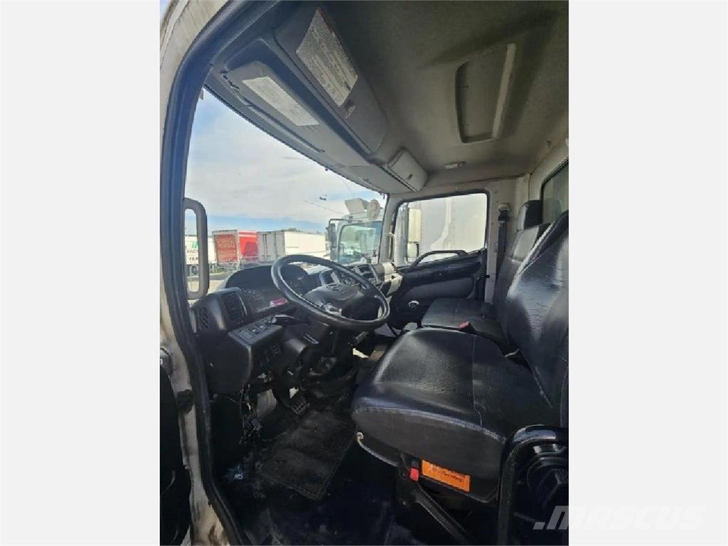 Hino 268 Kylmä-/Lämpökori kuorma-autot
