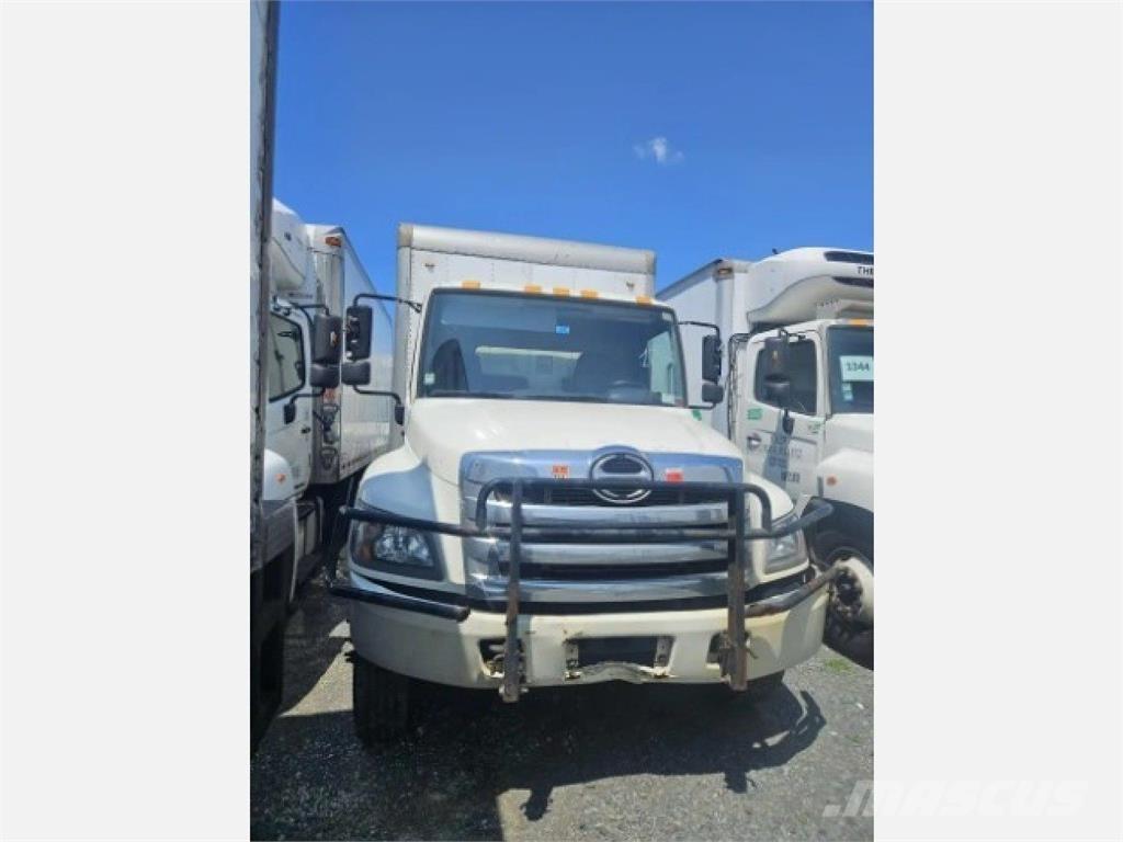Hino 268 Umpikorikuorma-autot