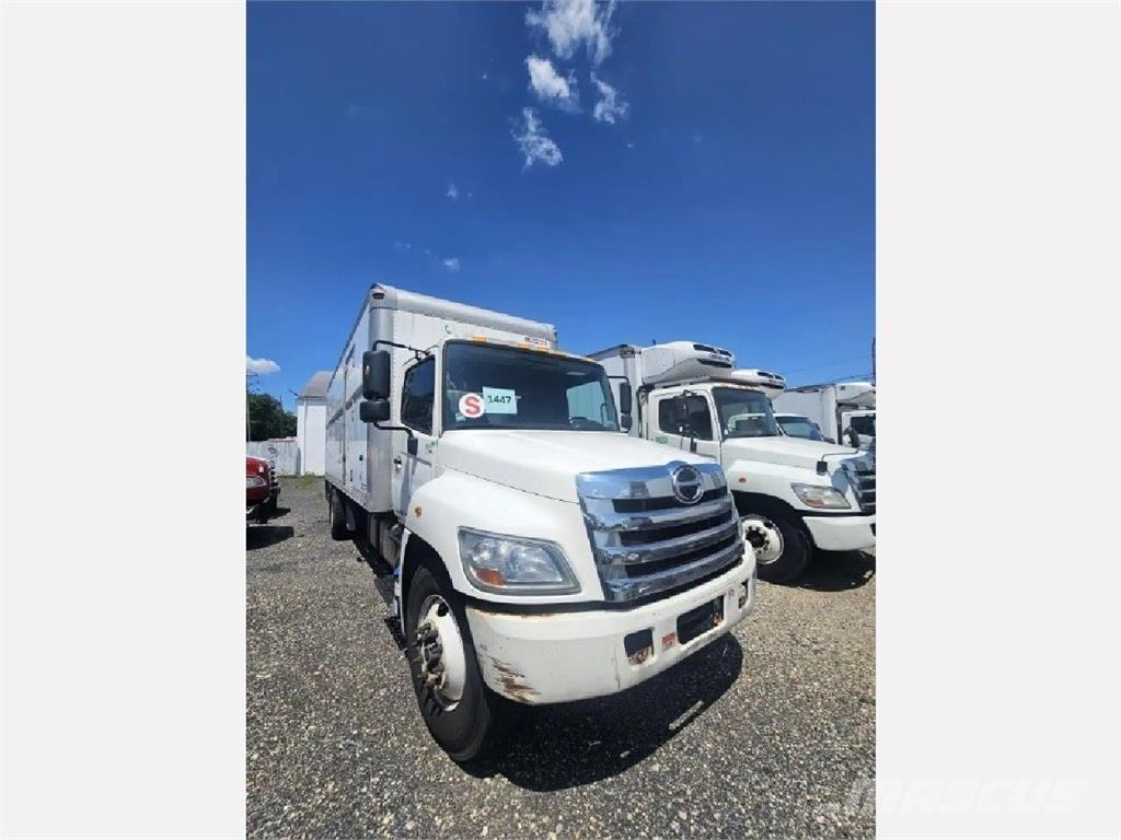 Hino 268 Umpikorikuorma-autot