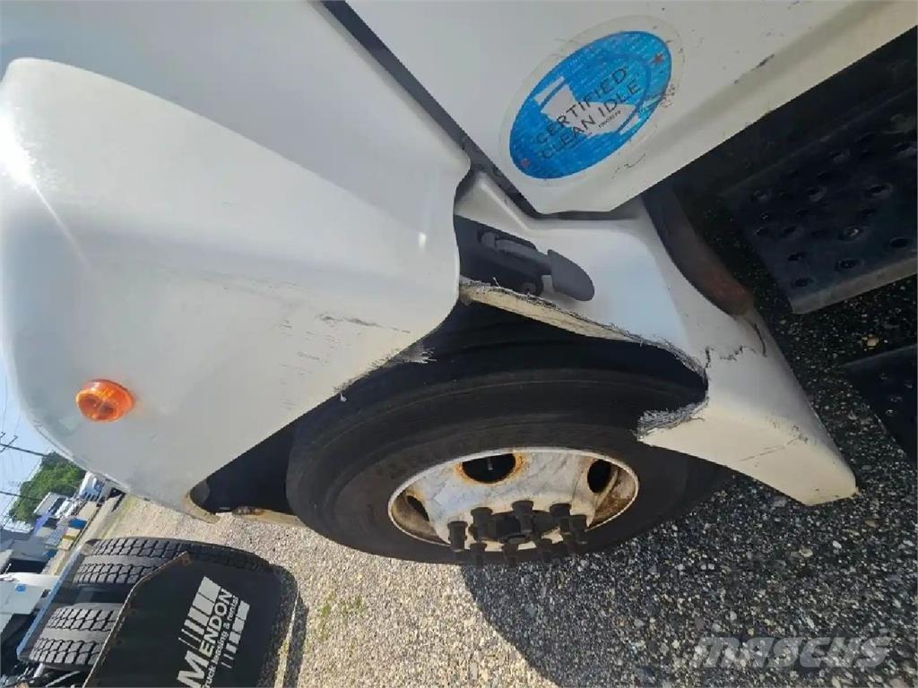 Hino 268 Umpikorikuorma-autot