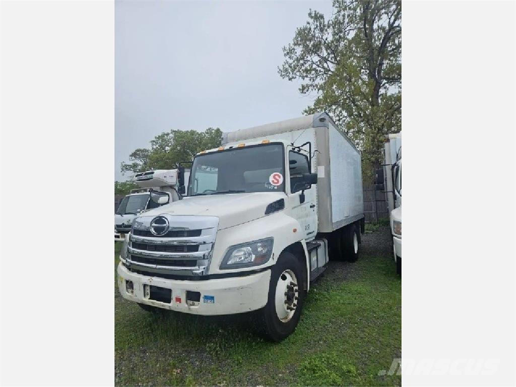 Hino 338 Umpikorikuorma-autot