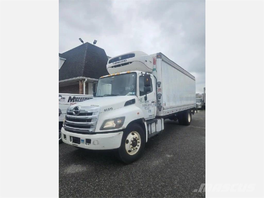 Hino 338 Kylmä-/Lämpökori kuorma-autot