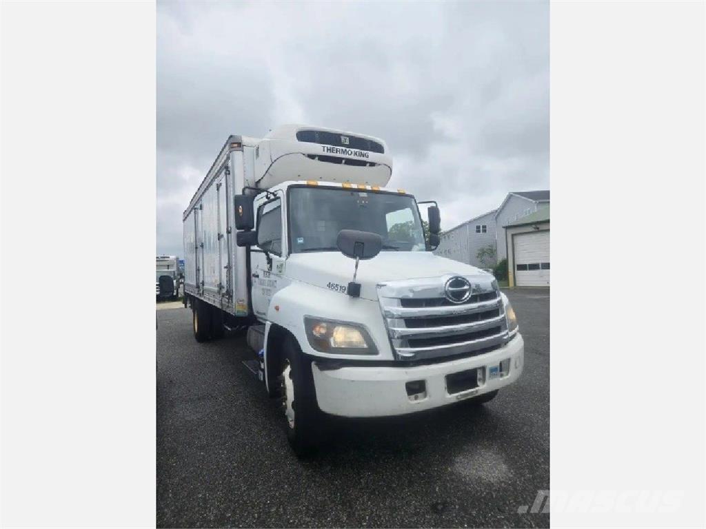 Hino 338 Kylmä-/Lämpökori kuorma-autot