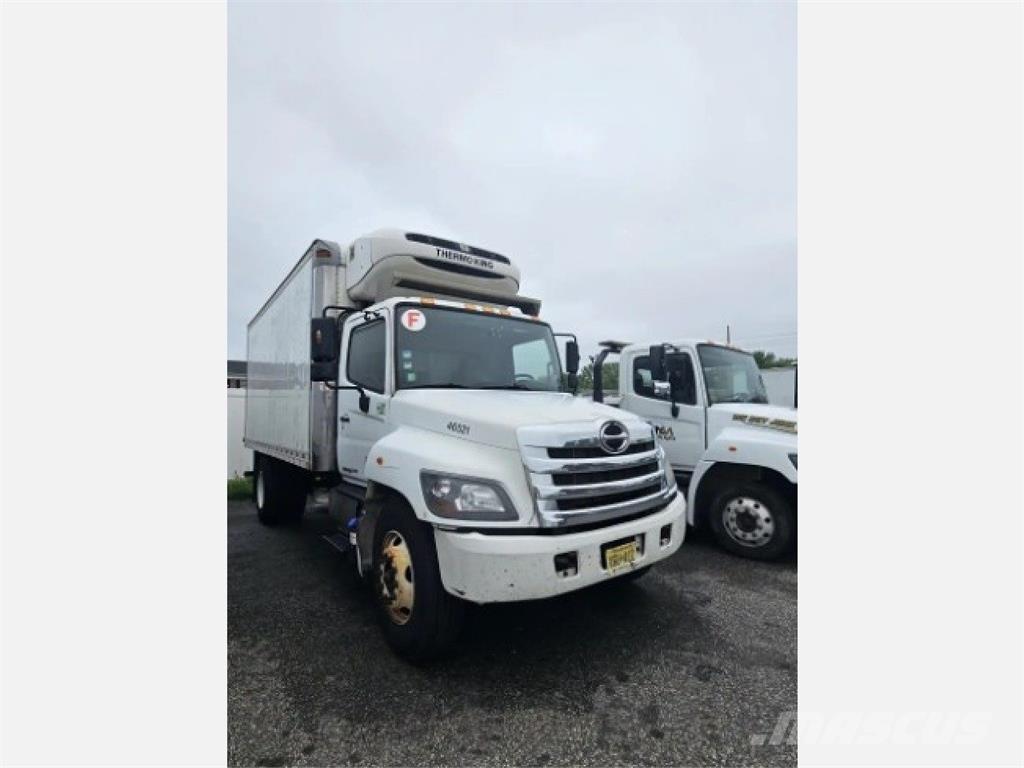 Hino 338 Kylmä-/Lämpökori kuorma-autot
