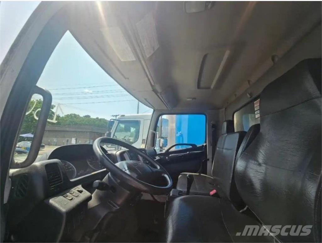 Hino 338 Kylmä-/Lämpökori kuorma-autot