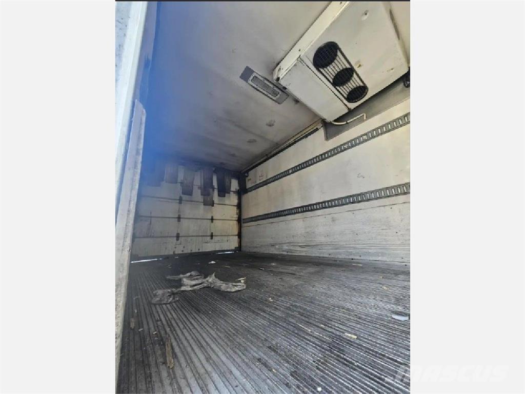 Hino 338 Kylmä-/Lämpökori kuorma-autot