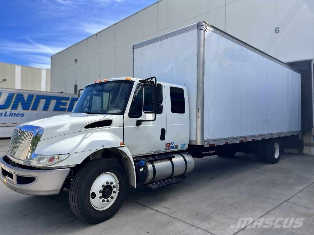 International 4300 Umpikorikuorma-autot