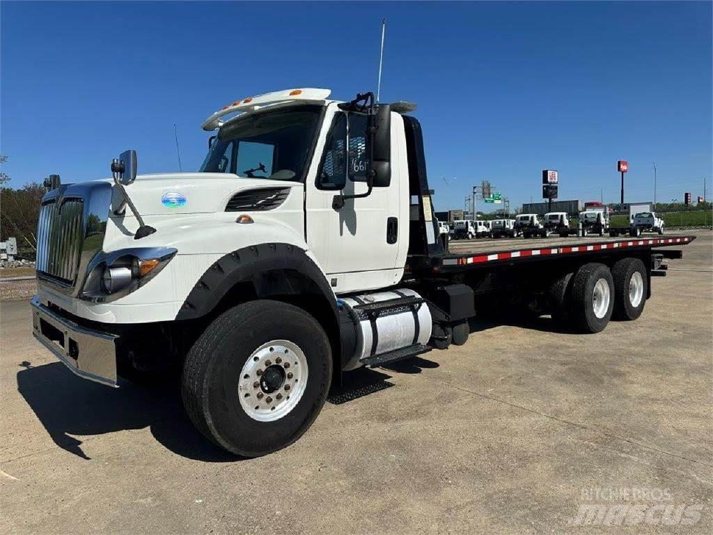 International 7600 Hinausautot