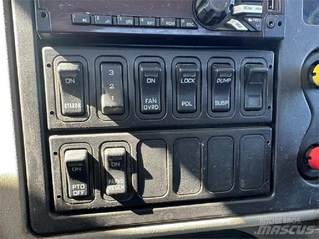 International 7600 Hinausautot