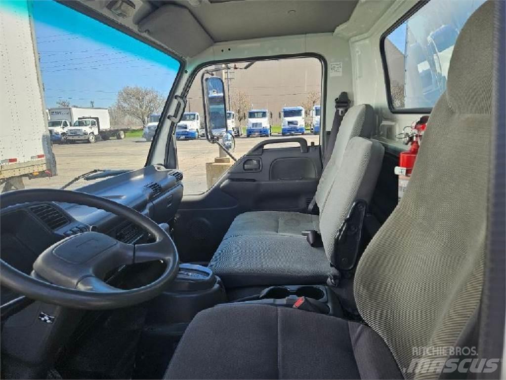 Isuzu NPR Umpikorikuorma-autot