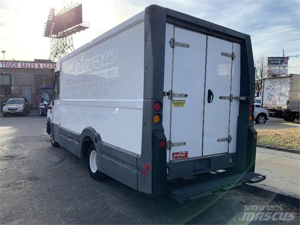 Isuzu Reach Jakeluautot