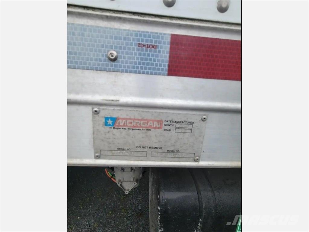 Kenworth K270 Umpikorikuorma-autot