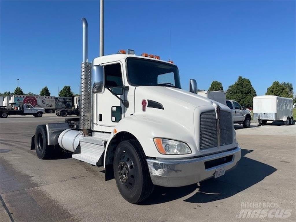 Kenworth T370 Vetopöytäautot