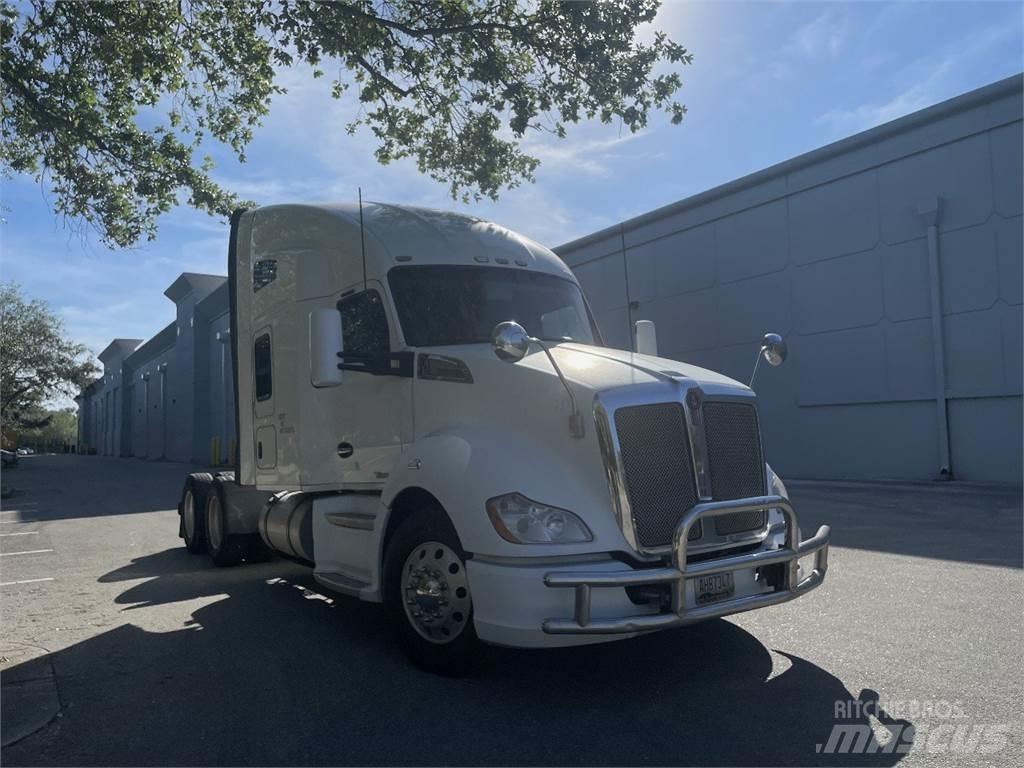 Kenworth T680 Vetopöytäautot