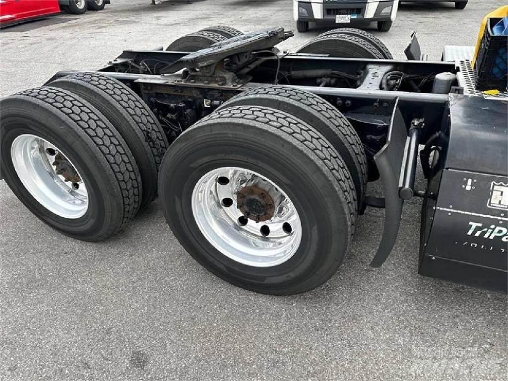 Kenworth T680 Vetopöytäautot