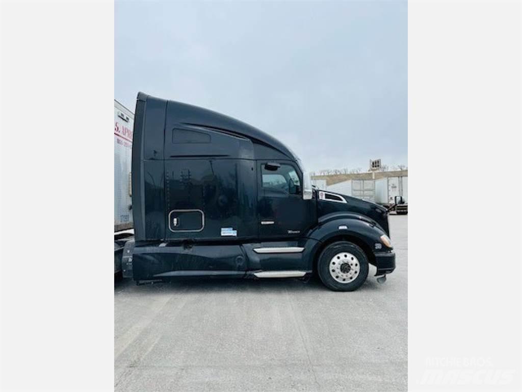 Kenworth T680 Vetopöytäautot
