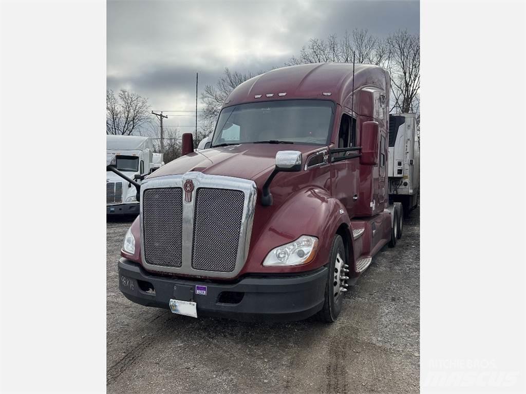 Kenworth T680 Vetopöytäautot