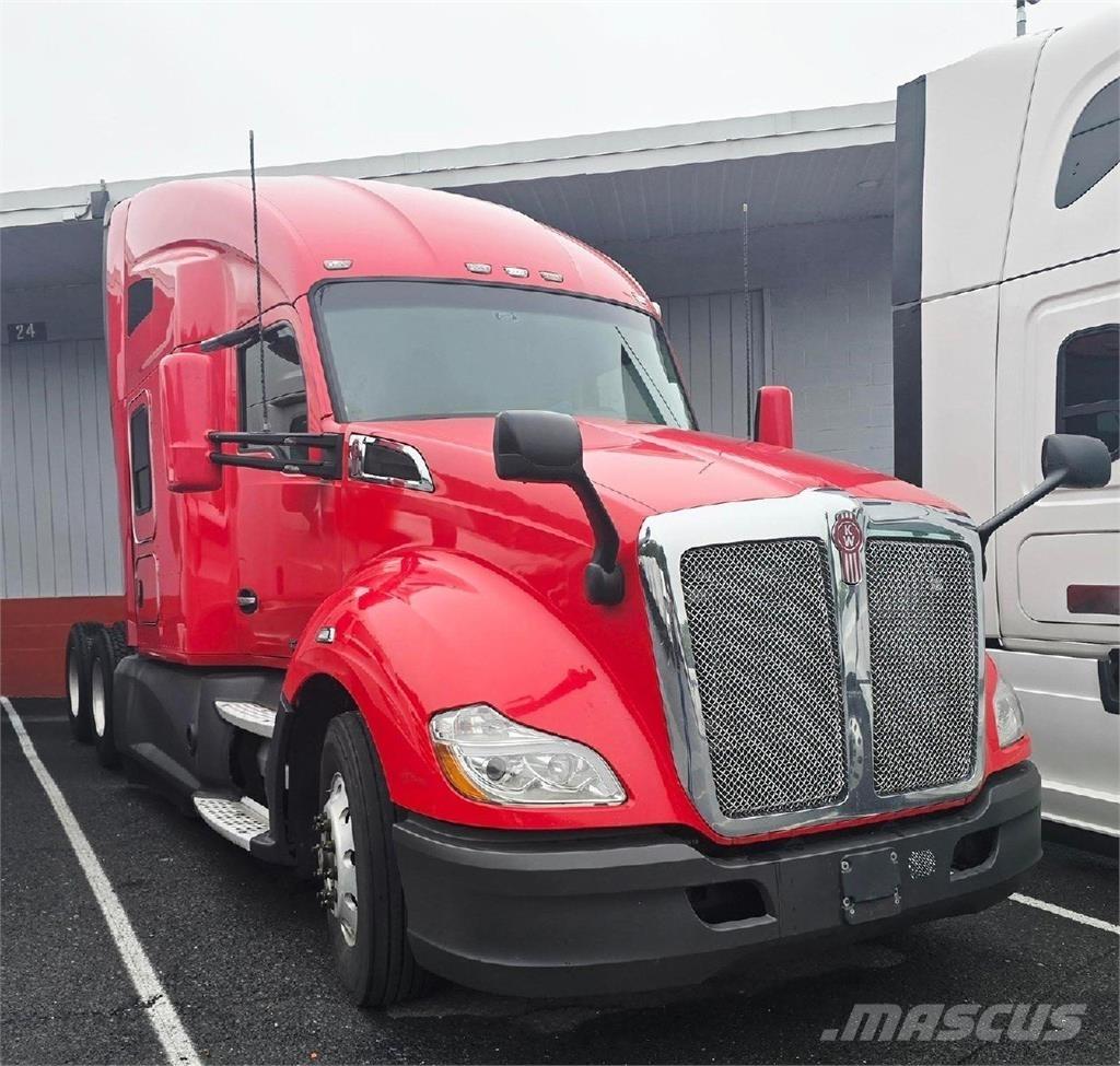 Kenworth T680 Vetopöytäautot