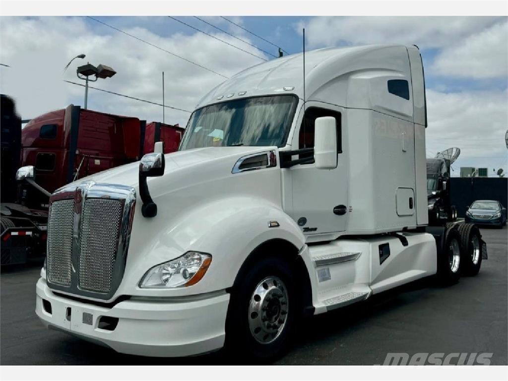 Kenworth T680 Vetopöytäautot