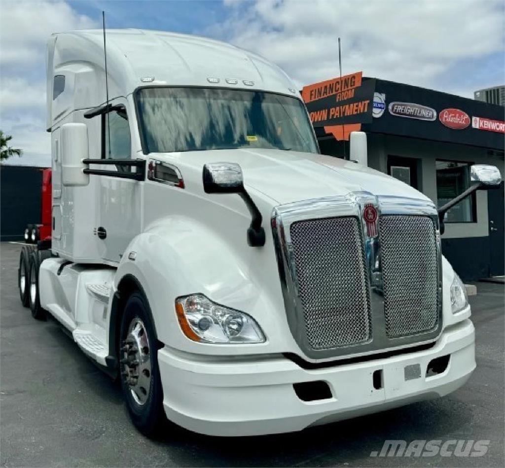 Kenworth T680 Vetopöytäautot