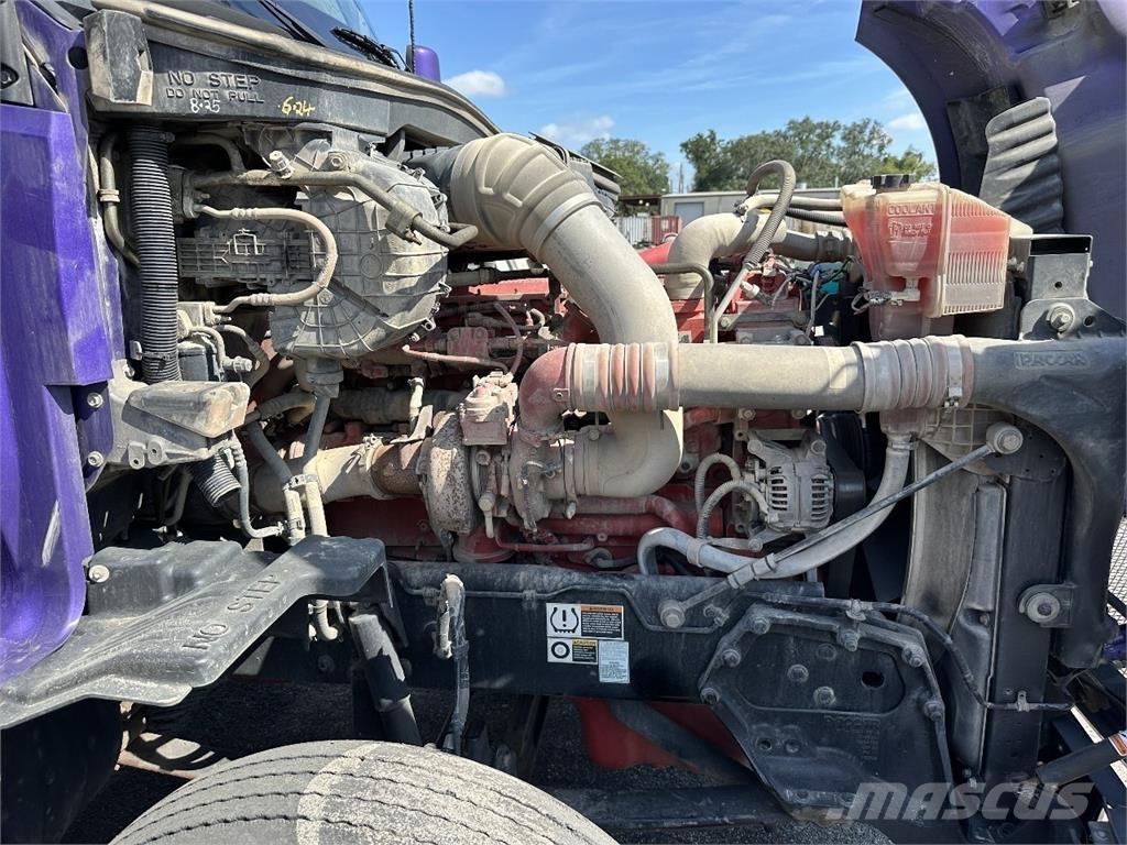 Kenworth T680 Vetopöytäautot