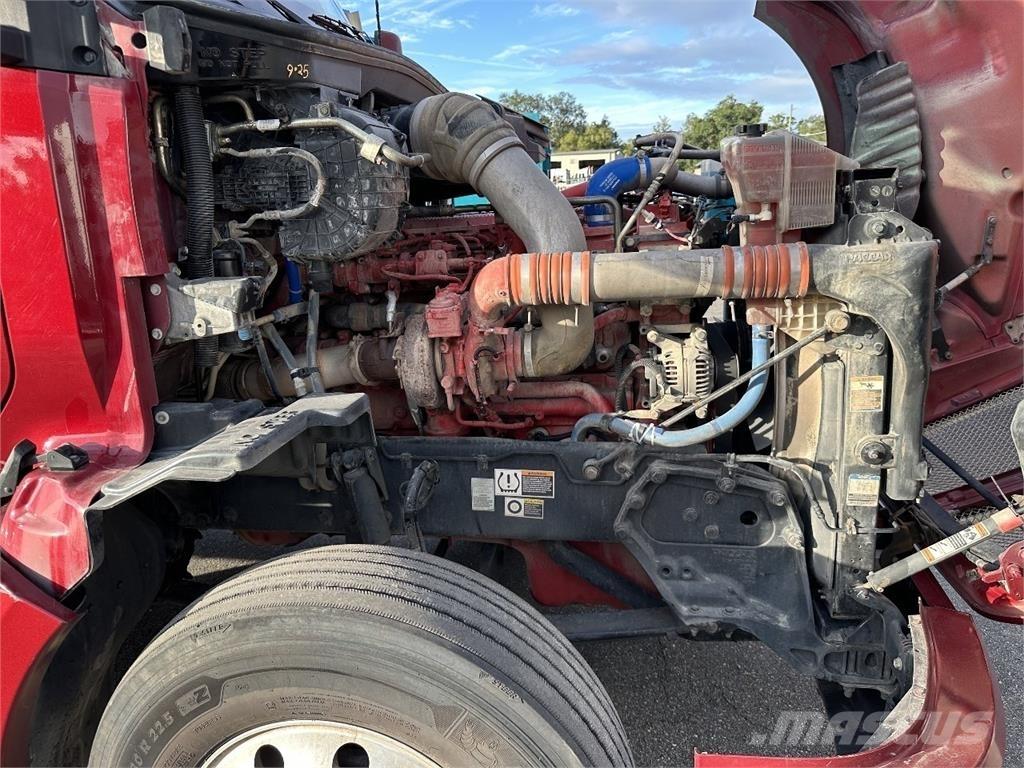 Kenworth T680 Vetopöytäautot