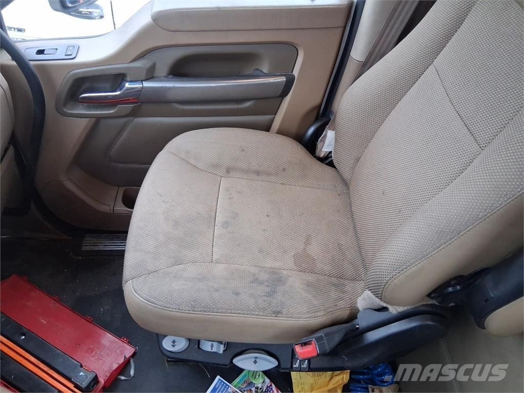 Kenworth T680 Vetopöytäautot