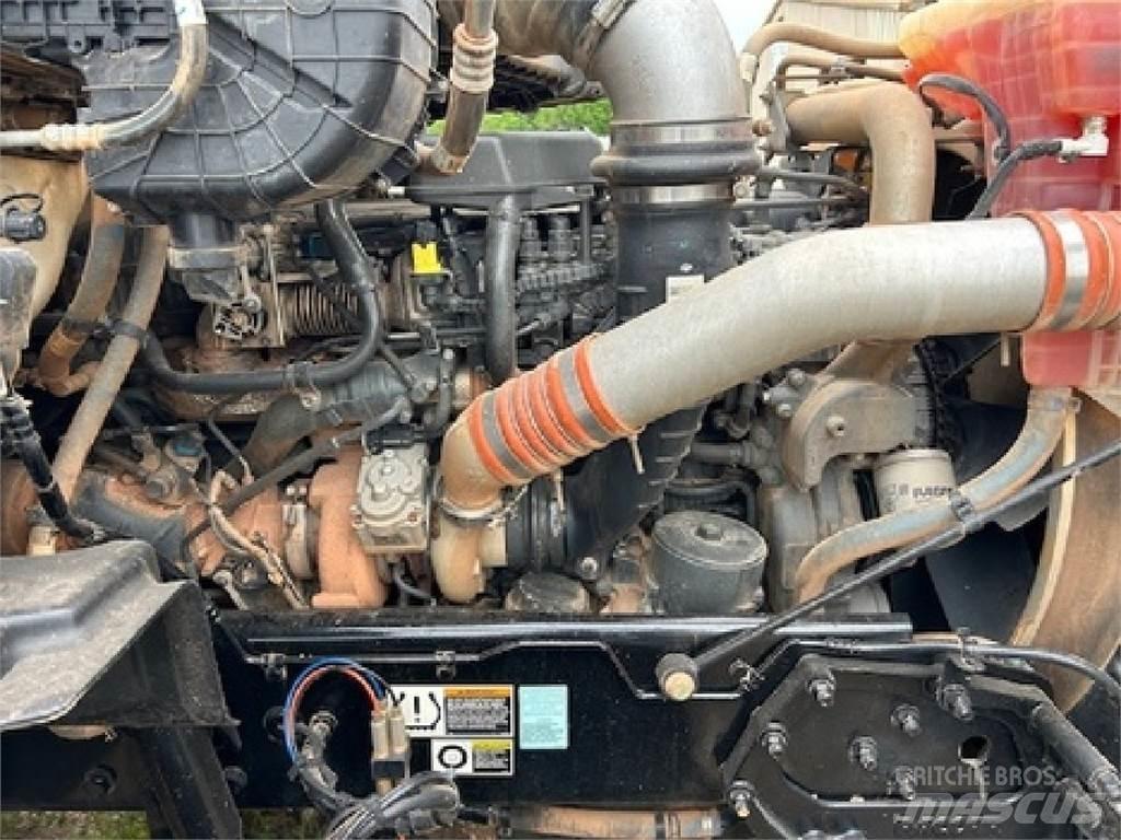 Kenworth T880 Vetopöytäautot