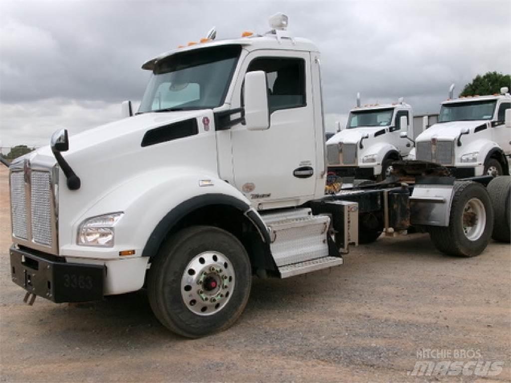 Kenworth T880 Vetopöytäautot