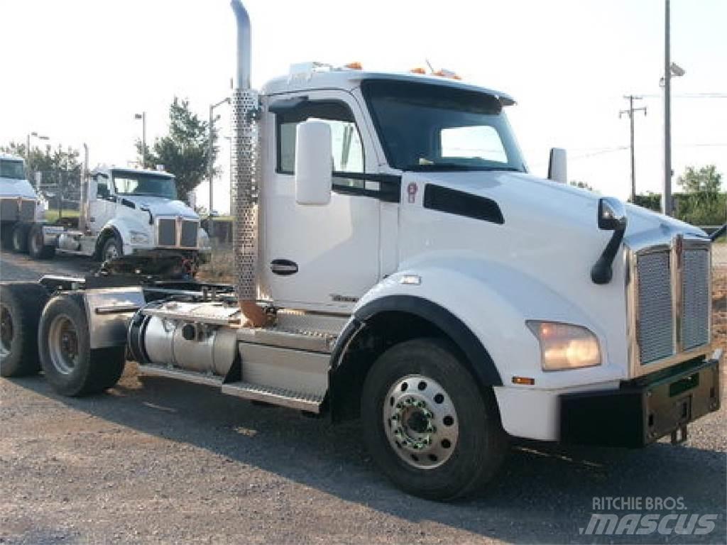 Kenworth T880 Vetopöytäautot
