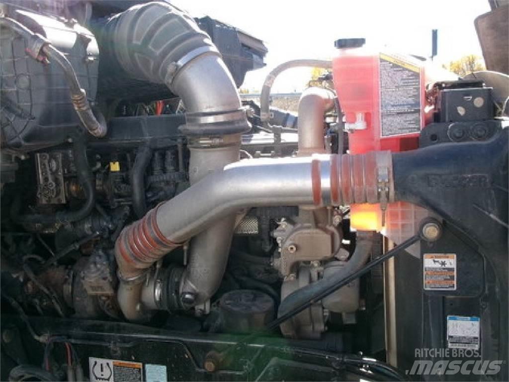 Kenworth T880 Vetopöytäautot