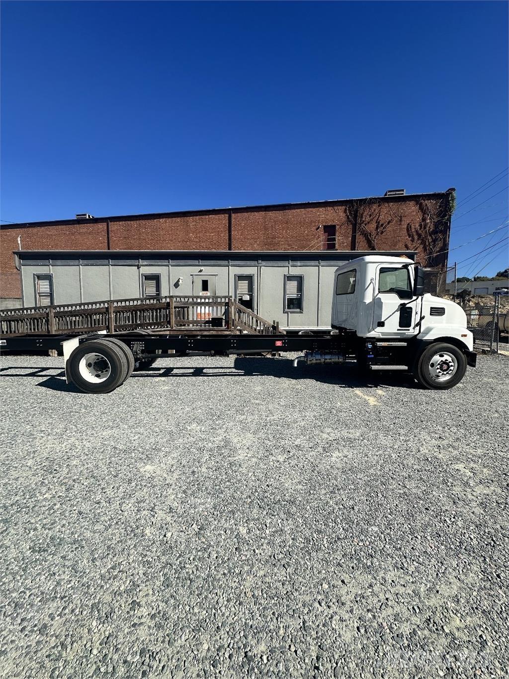 Mack MD6 Kuorma-autoalustat