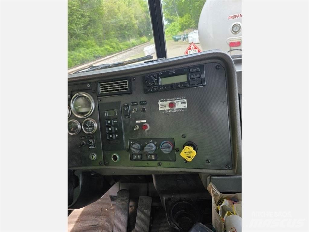 Peterbilt 335 Muut kuorma-autot