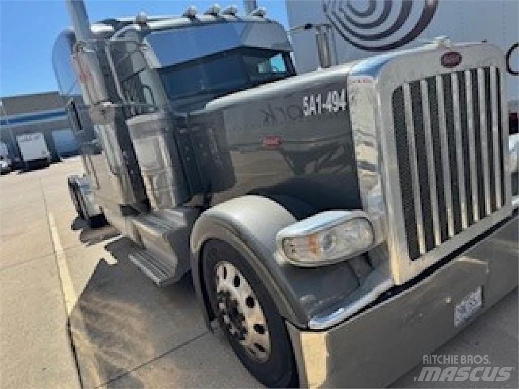 Peterbilt 389 Vetopöytäautot