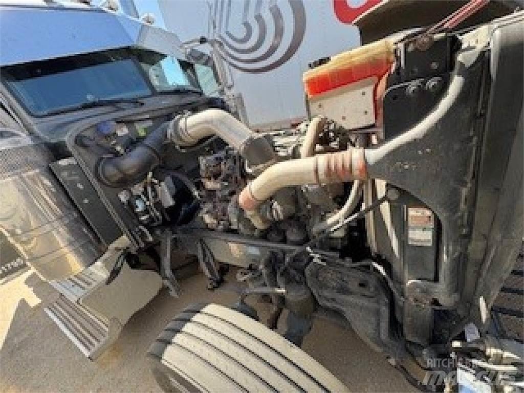 Peterbilt 389 Vetopöytäautot