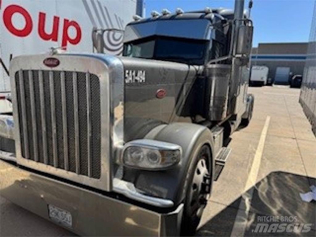 Peterbilt 389 Vetopöytäautot