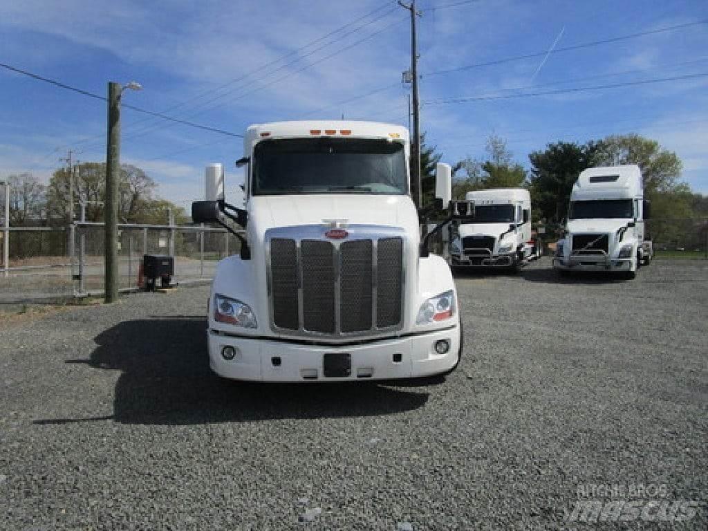 Peterbilt 579 Vetopöytäautot