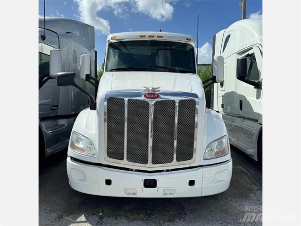 Peterbilt 579 Vetopöytäautot
