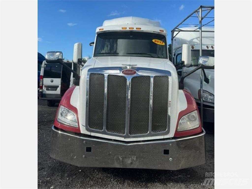 Peterbilt 579 Vetopöytäautot