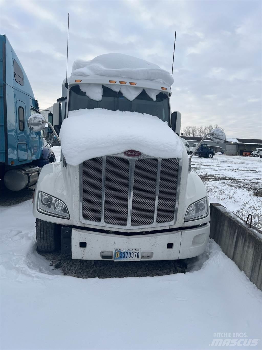 Peterbilt 579 Vetopöytäautot