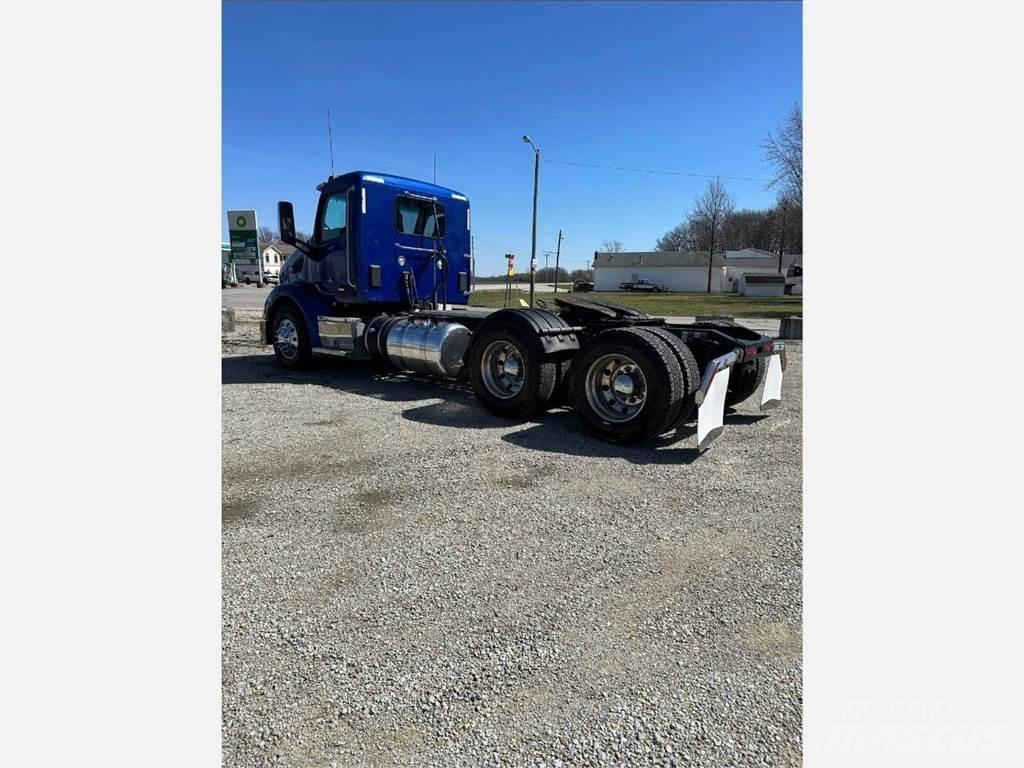 Peterbilt 579 Vetopöytäautot