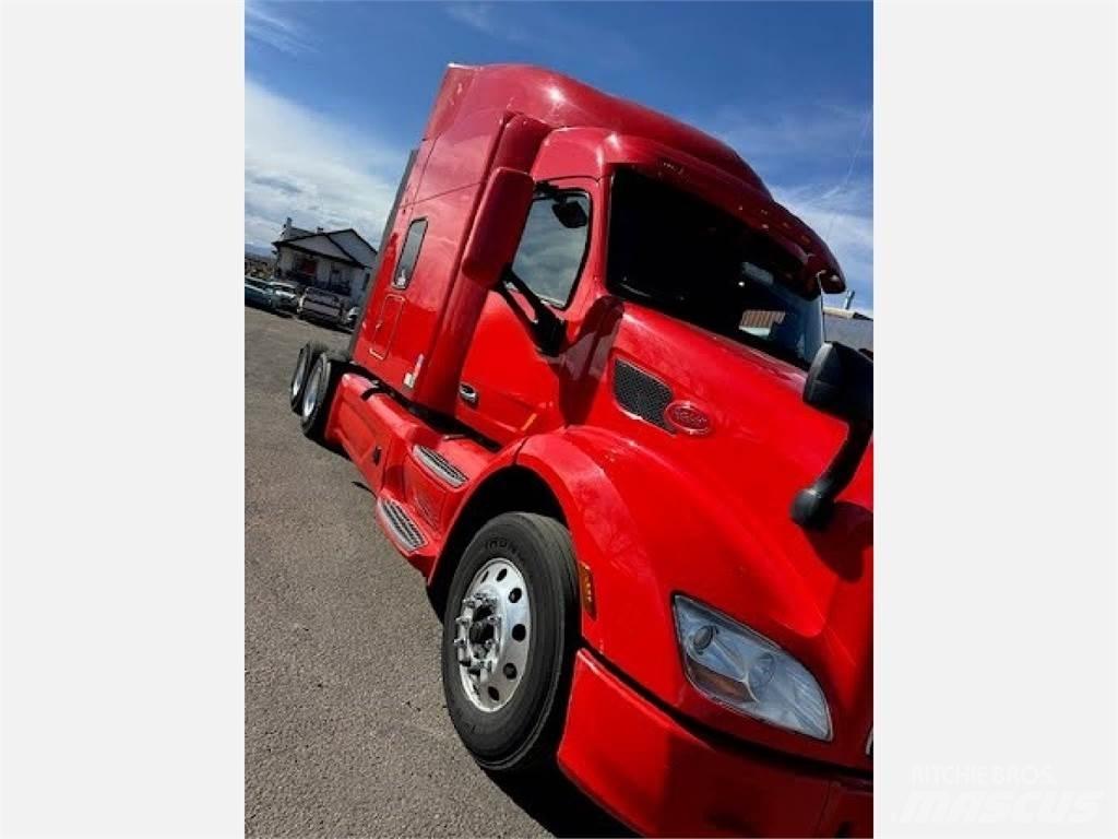Peterbilt 579 Vetopöytäautot