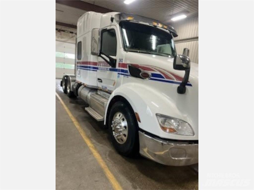 Peterbilt 579 Vetopöytäautot