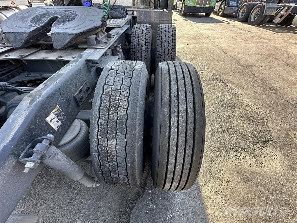 Peterbilt 579 Vetopöytäautot